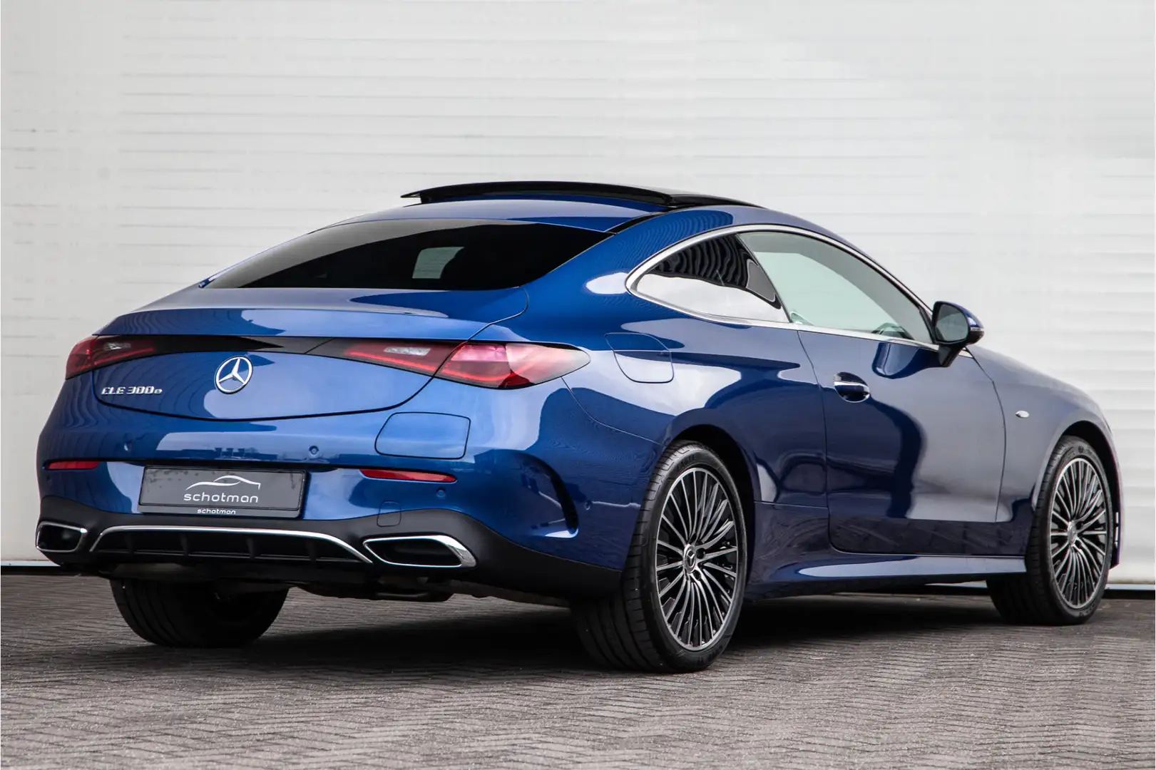 Mercedes-Benz CLE 300 Coupé e AMG Premium, Pano, Key-less go, Memory, Tr Niebieski - 2