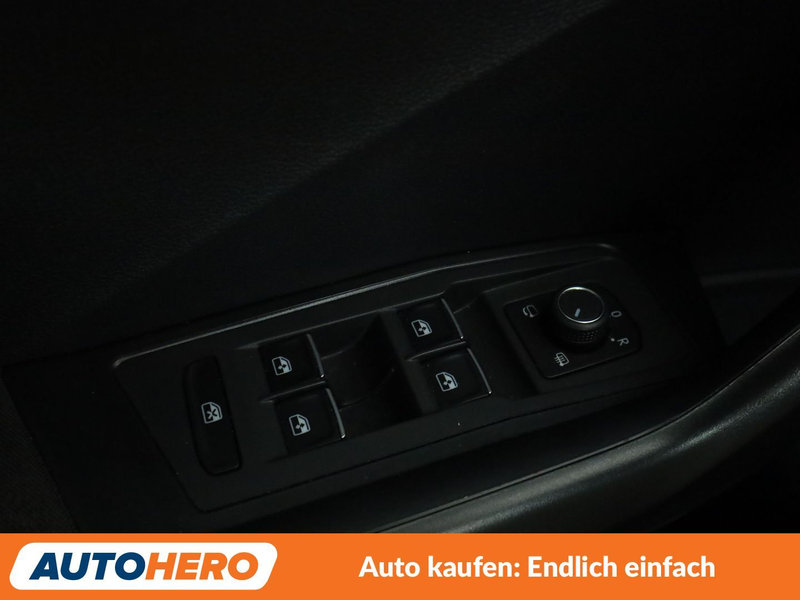 Volkswagen T-Roc 2.0 TDI Sport — photo 29