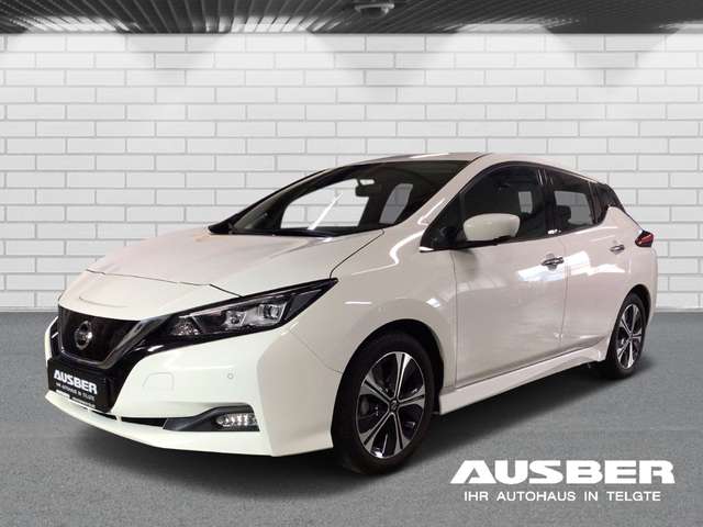 Nissan Leaf N-Connecta 40 kWh AVM Winter-Paket LED