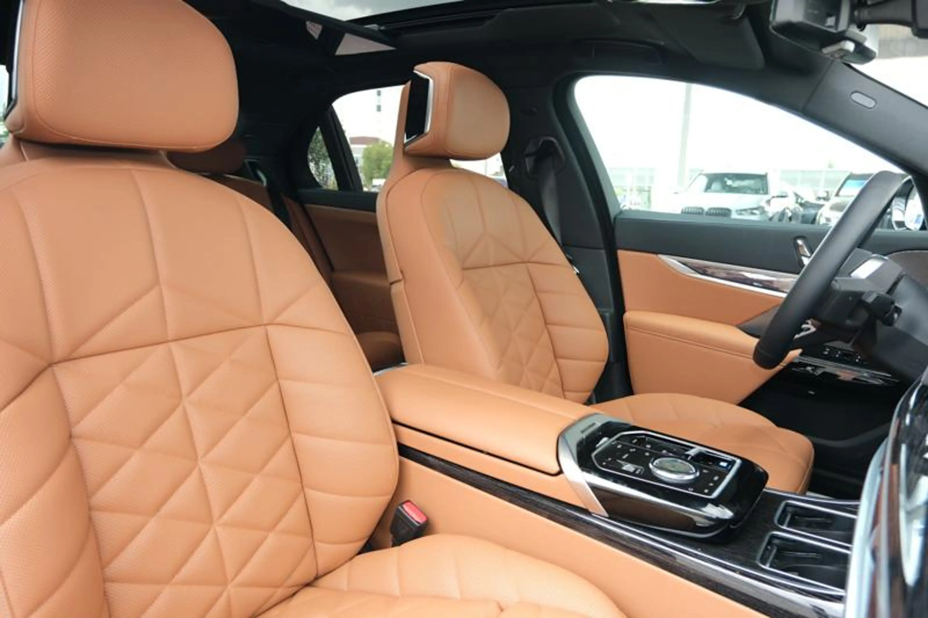 BMW i7 edrive50 M Sport | FONT ENT | DRIVE PRO — photo 15