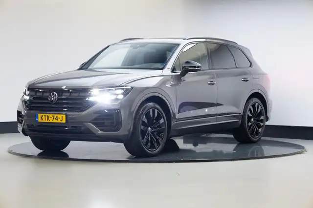 Volkswagen Touareg view 20