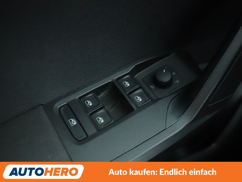 SEAT Ibiza 1.0 TSI Style*NAVI*LED*CAM*PDC* — photo 28