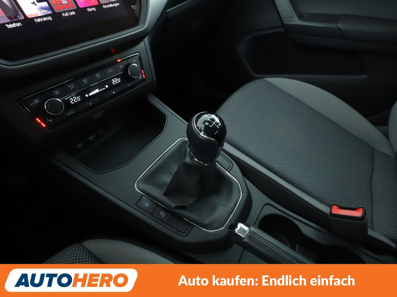SEAT Ibiza 1.0 TSI Style*NAVI*LED*CAM*PDC* — photo 25