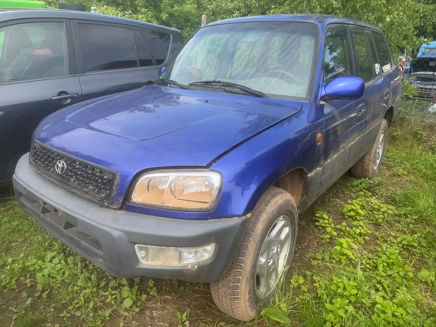 Toyota RAV 4 Wasserschaden Albastru - 1