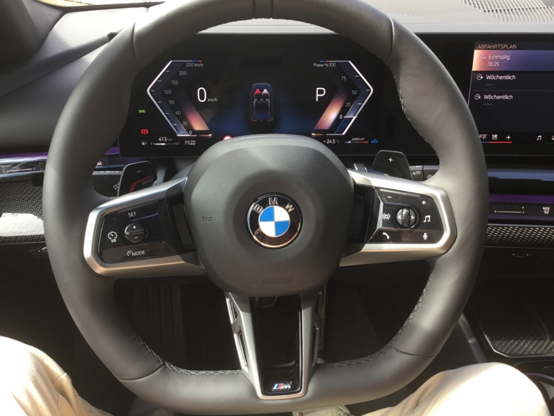 BMW 540 d xDrive Touring Sportpaket HUD StandHZG AHK-el. k — photo 12