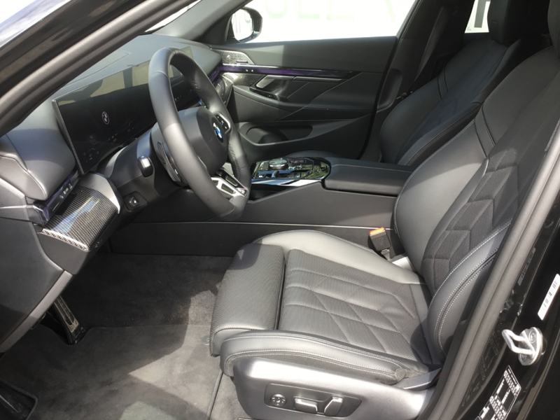 BMW 540 d xDrive Touring Sportpaket HUD StandHZG AHK-el. k — photo 7