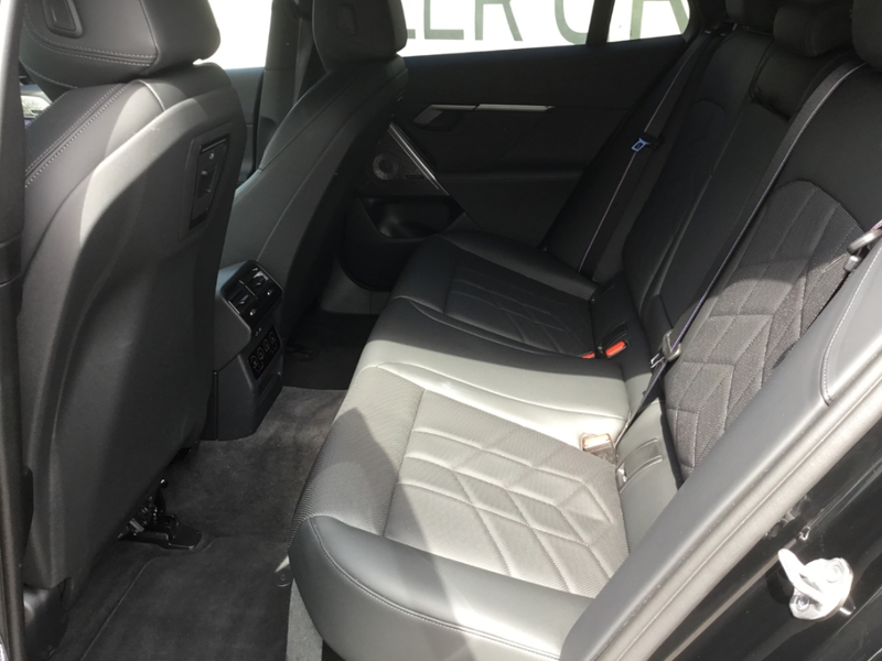 BMW 540 d xDrive Touring Sportpaket HUD StandHZG AHK-el. k — photo 8