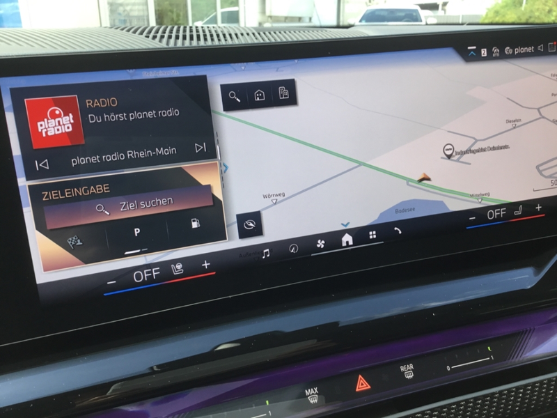 BMW 540 d xDrive Touring Sportpaket HUD StandHZG AHK-el. k — photo 13