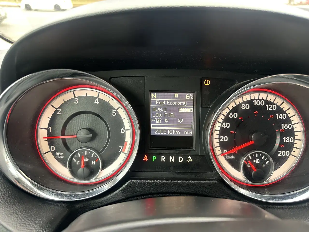 Dodge Grand Caravan снимка Dodge Grand Caravan