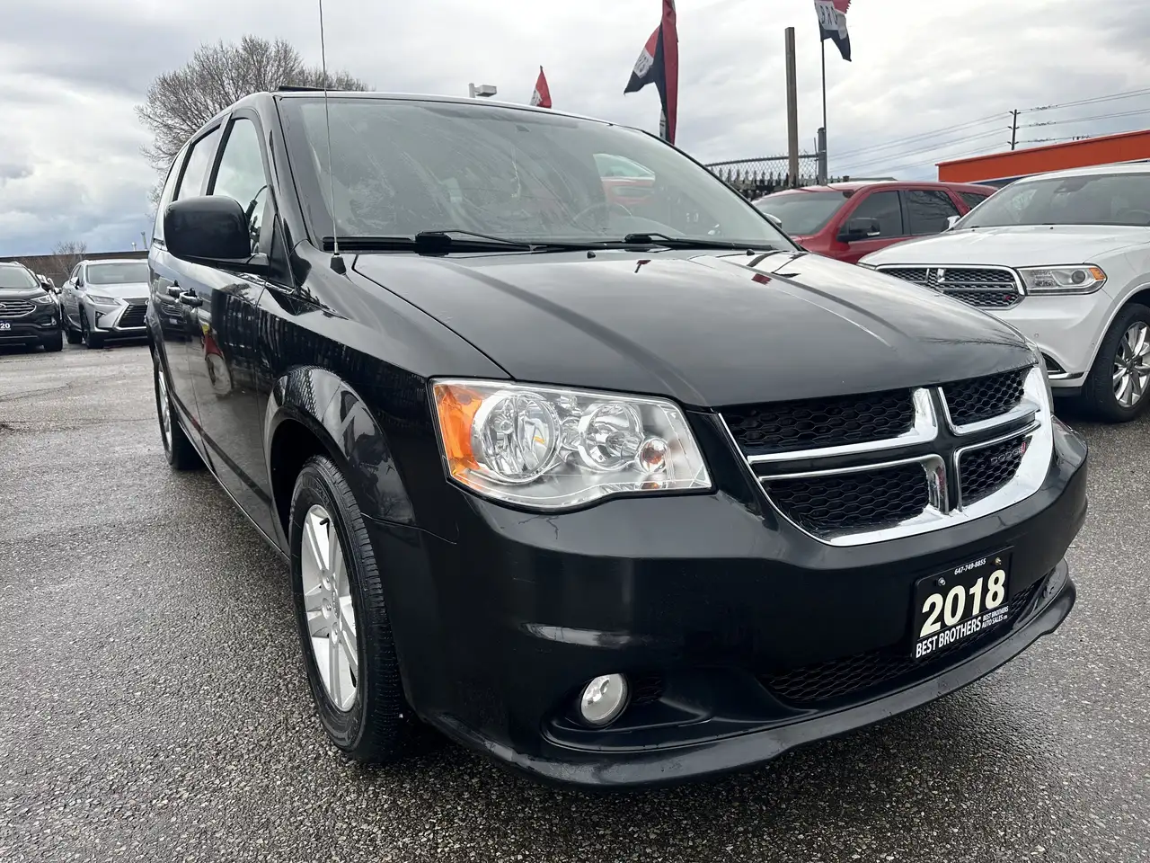 Dodge Grand Caravan снимка Dodge Grand Caravan