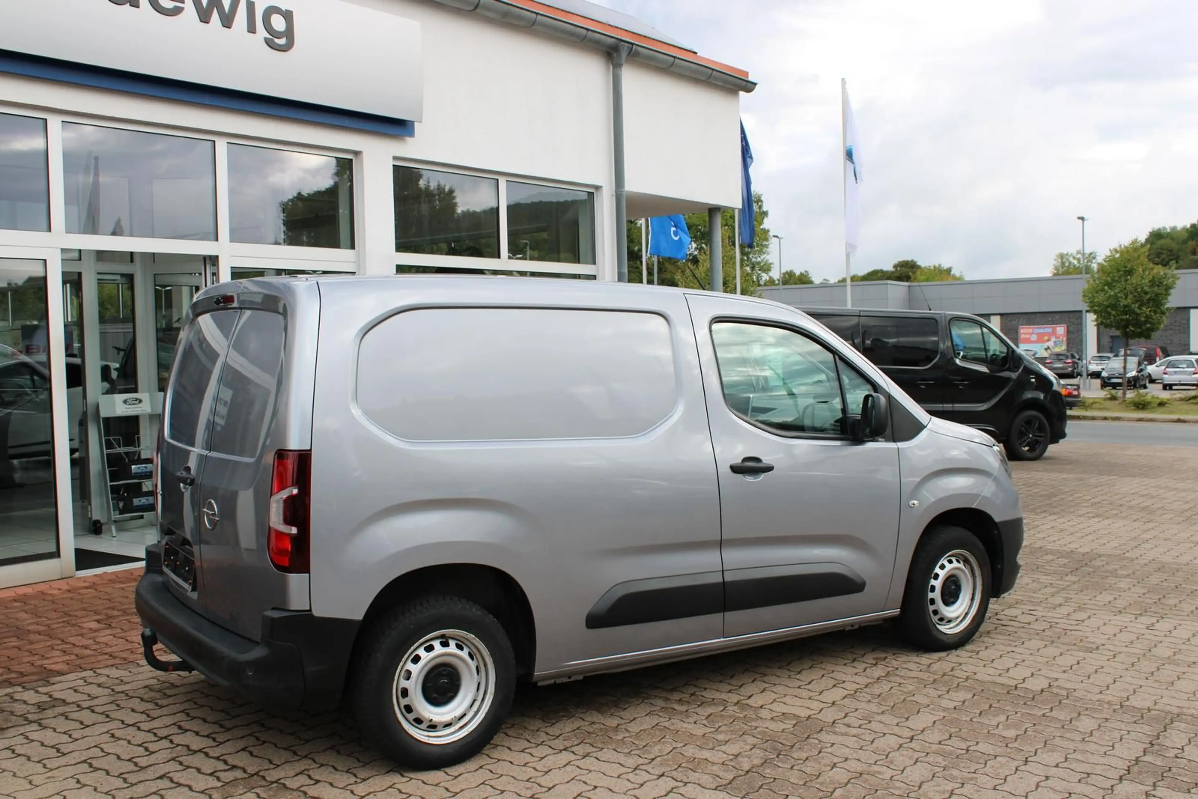 Opel Combo Selection 1.5 CDTI DPF Rückfahrkamera GJR — photo 4