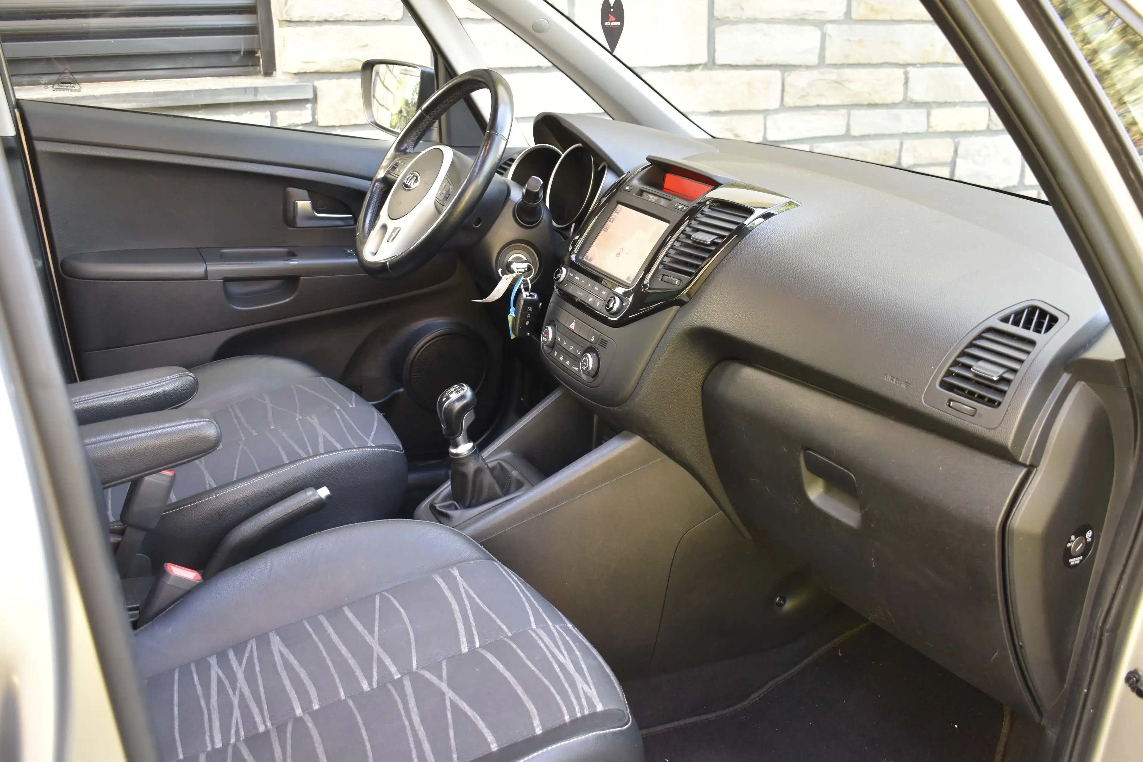Kia Venga Venga 1.4i ** TOIT PANO/OUVRANT ** GPS ** GARANTIE ** — photo 11
