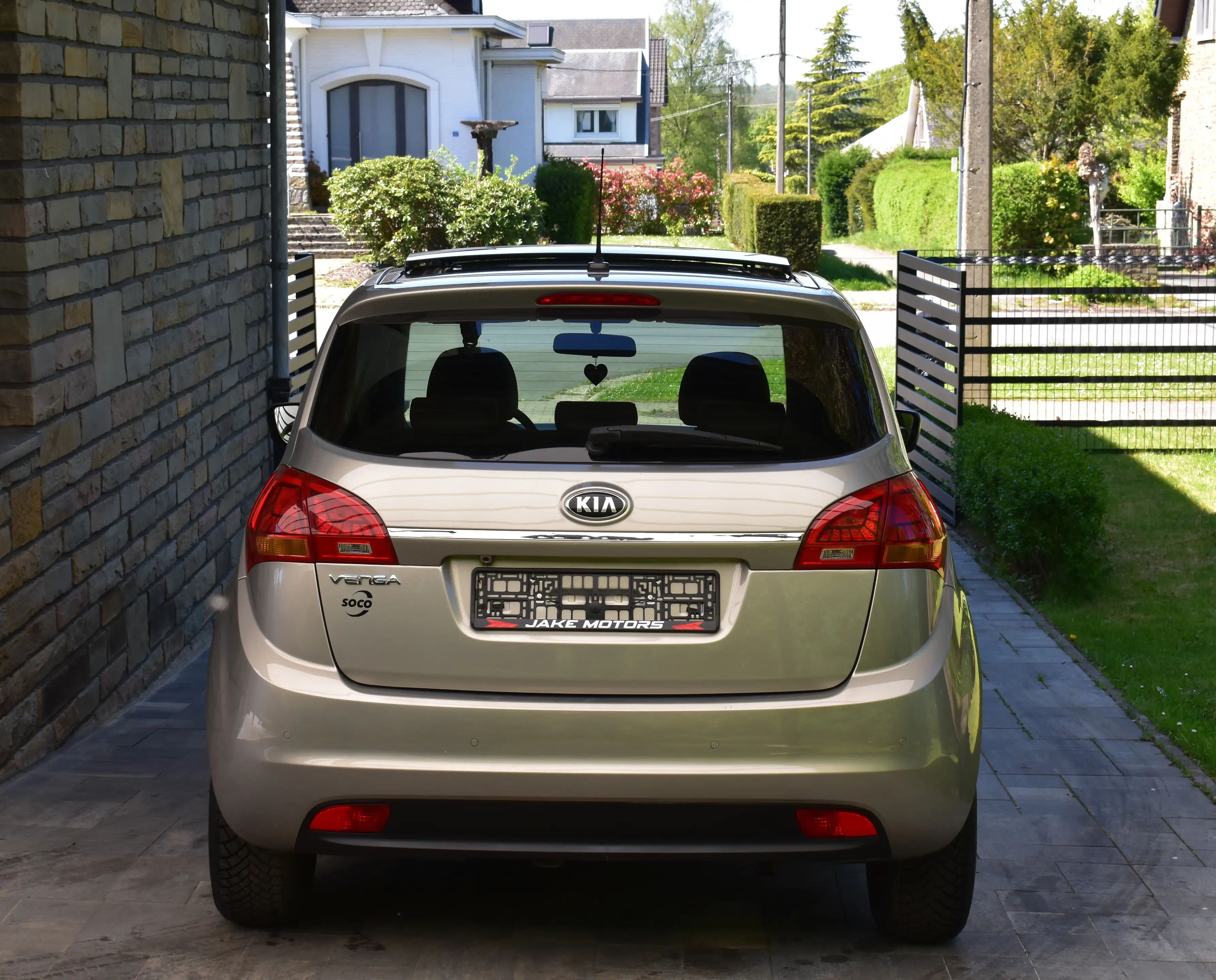 Kia Venga Venga 1.4i ** TOIT PANO/OUVRANT ** GPS ** GARANTIE ** — photo 4