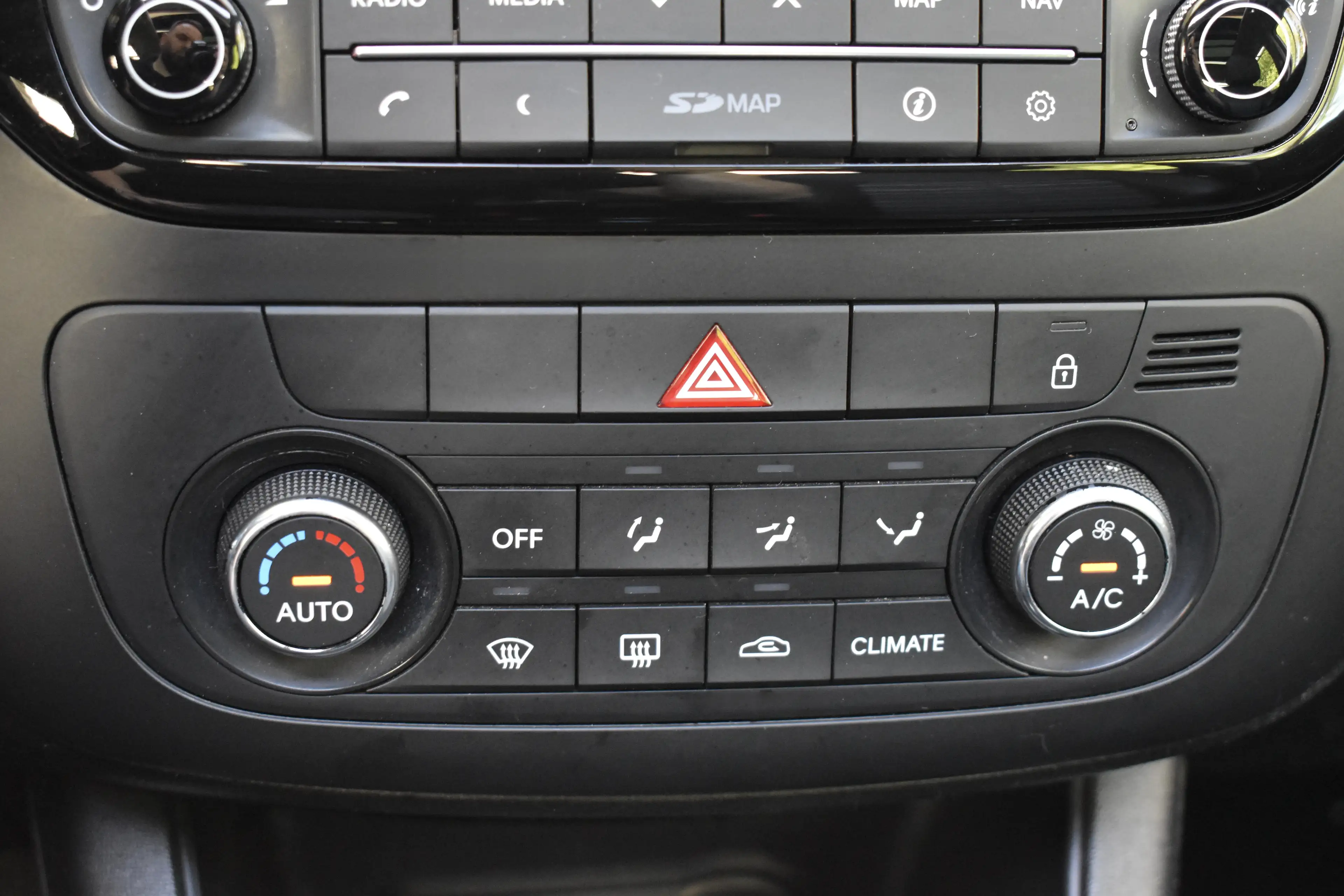 Kia Venga Venga 1.4i ** TOIT PANO/OUVRANT ** GPS ** GARANTIE ** — photo 15