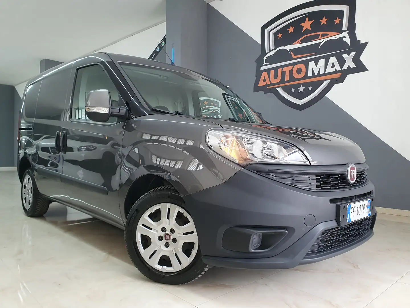 Fiat Doblo Doblò 1.6 MJT 105CV PC-TN Cargo Lamierato SX Gris - 1