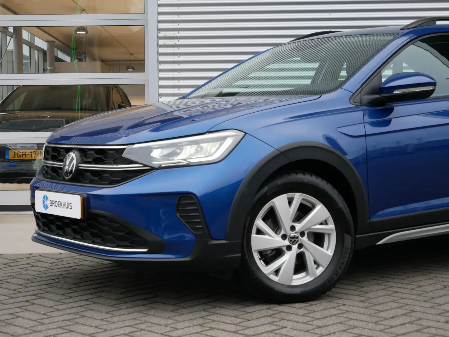 Volkswagen Taigo 1.0 TSI Life | Airco | Cruise control adaptief met Bleu - 2
