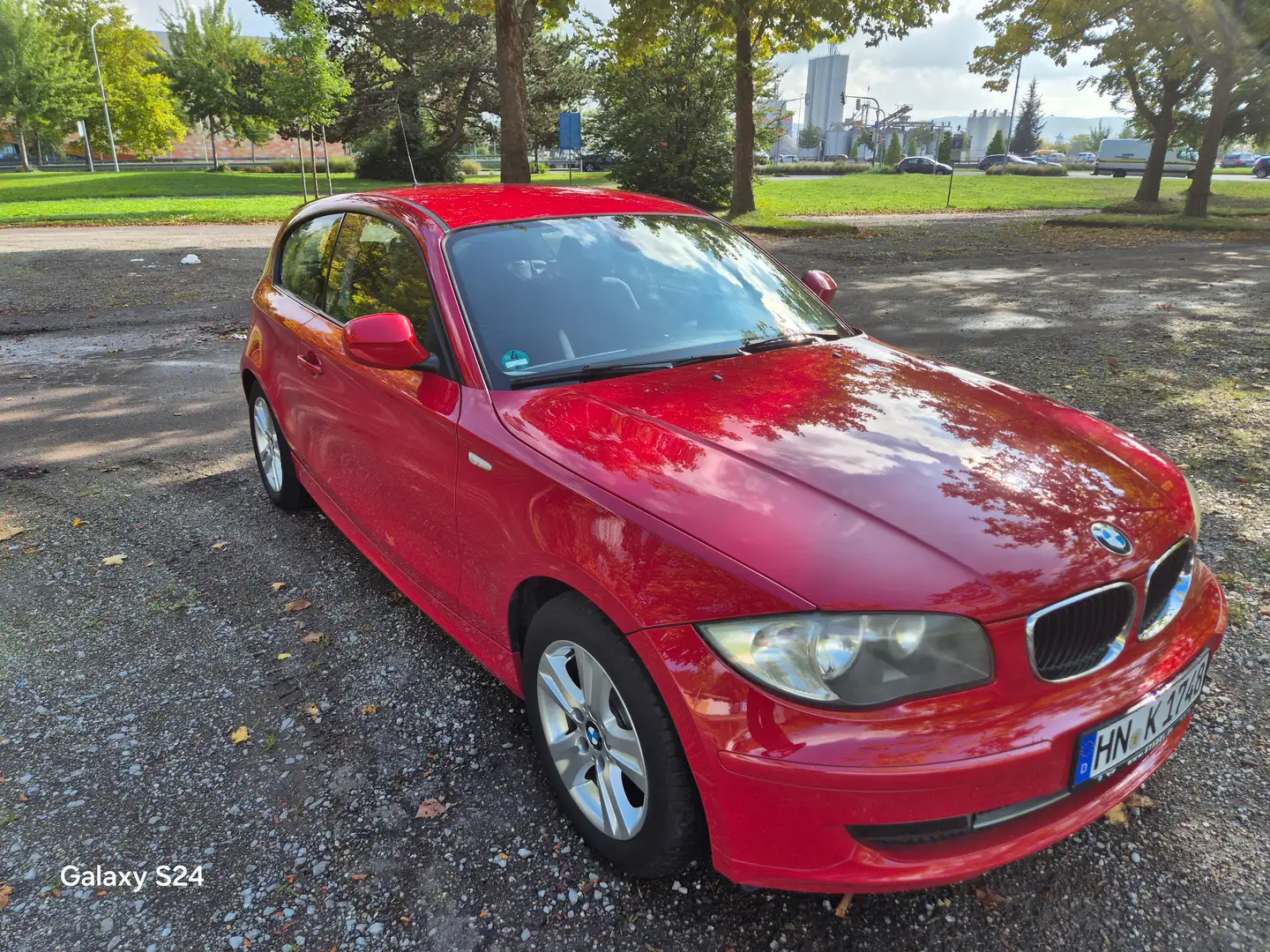 BMW 116 116i Edition Lifestyle Rot - 2
