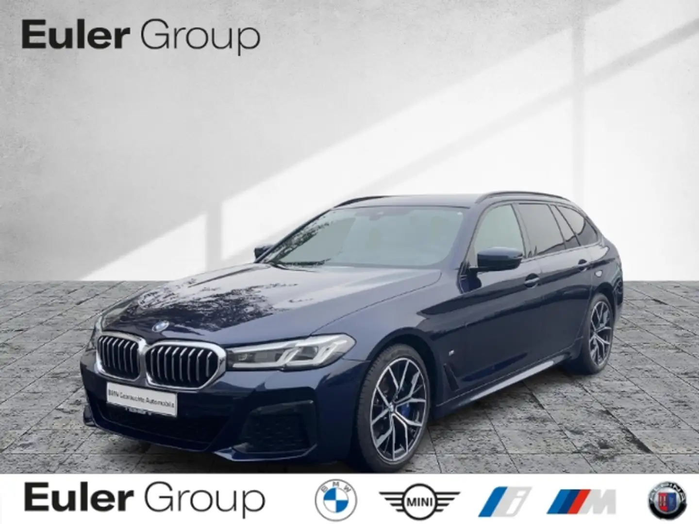 BMW 530 d xDrive Touring M-Sport Leder AHK Navi HUD Digita Blau - 1