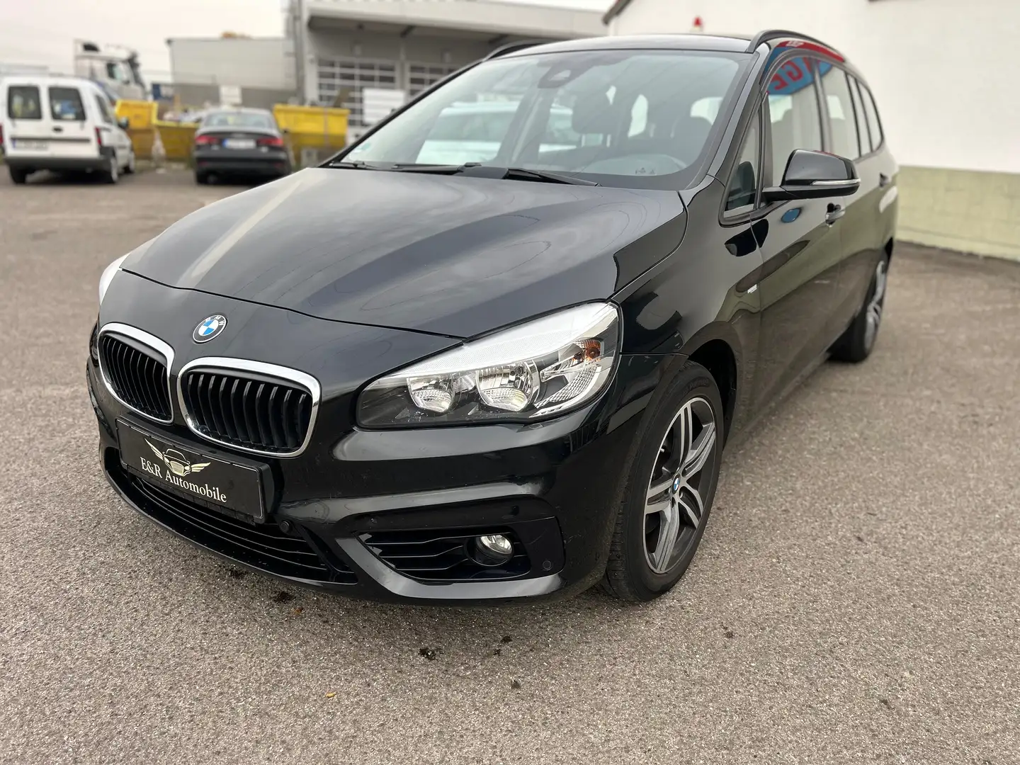 BMW 218 218 Gran Tourer  i Sport Line Noir - 2