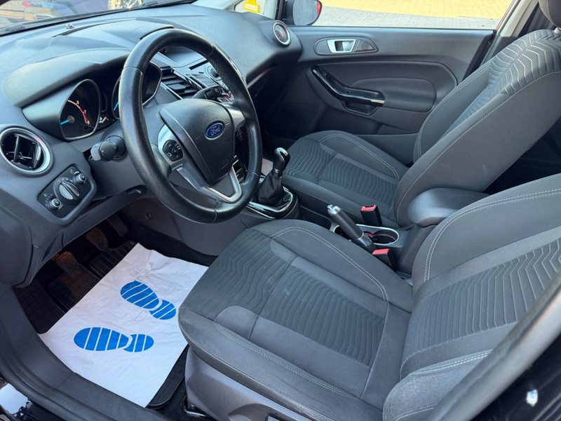 Ford Fiesta Titanium5-Türig* TÜV neu Service neu! — photo 13