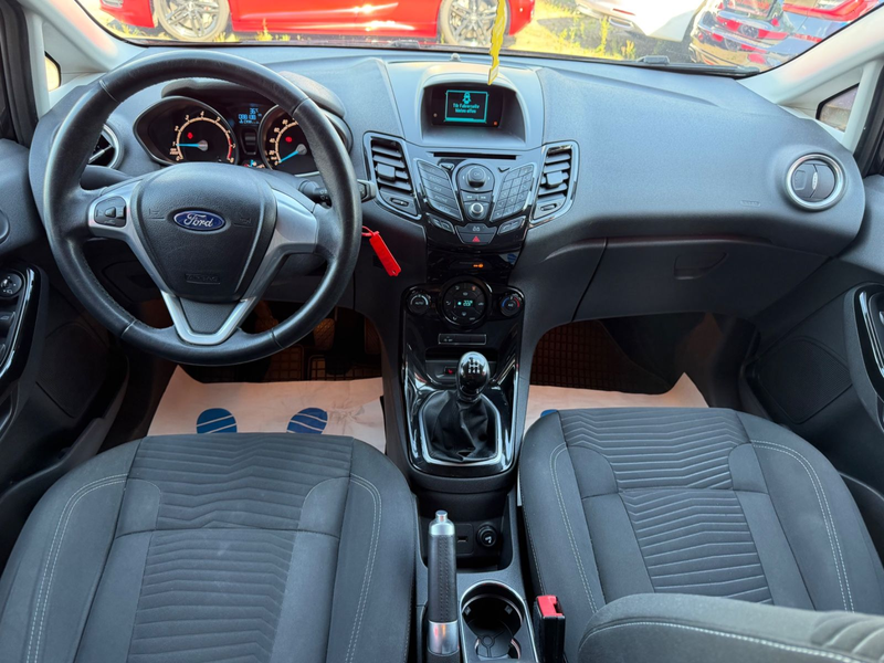 Ford Fiesta Titanium5-Türig* TÜV neu Service neu! — photo 10