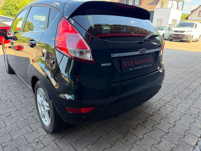 Ford Fiesta Titanium5-Türig* TÜV neu Service neu! — photo 5