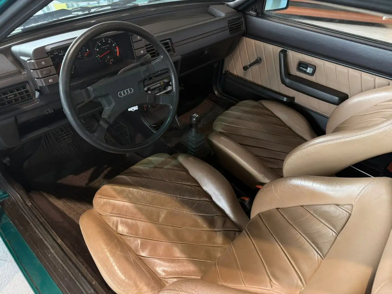Audi Coupe, foto 10