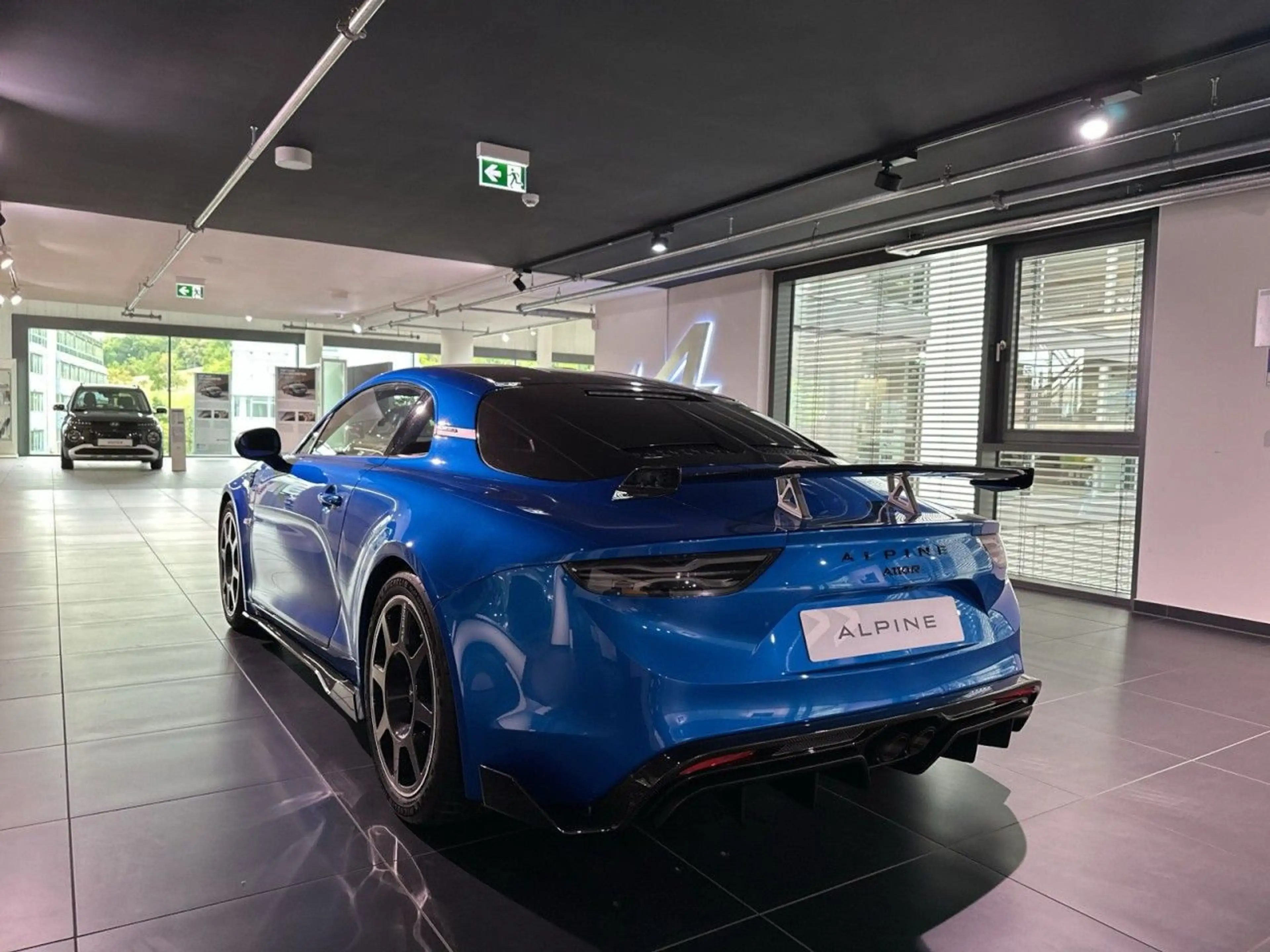 Alpine A110 R70-Sonderedition MY25 mit Titan Akrapovic — photo 4