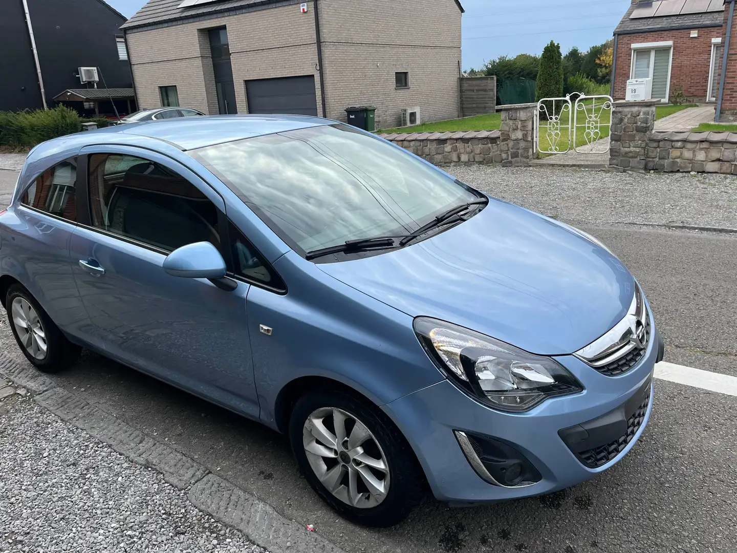 Opel Corsa Corsa 1.2i Enjoy Bleu - 2