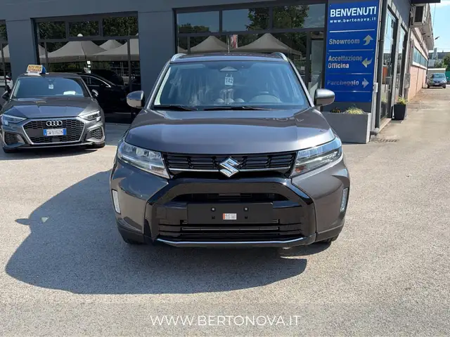 Suzuki Vitara view 5