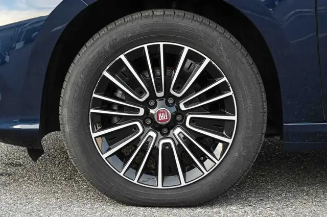 Fiat Tipo view 6