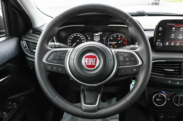 Fiat Tipo view 12