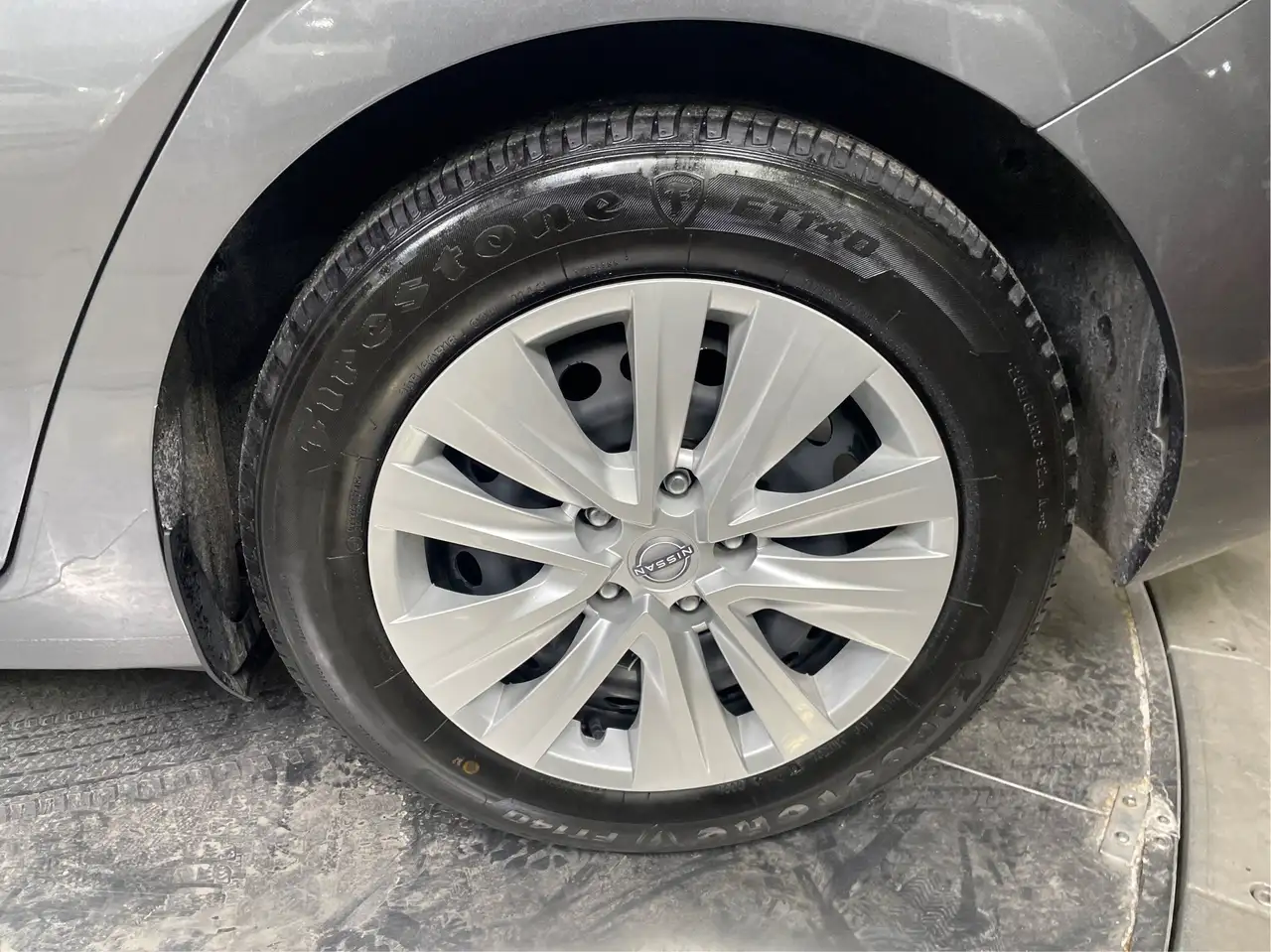 Nissan Sentra снимка Nissan Sentra