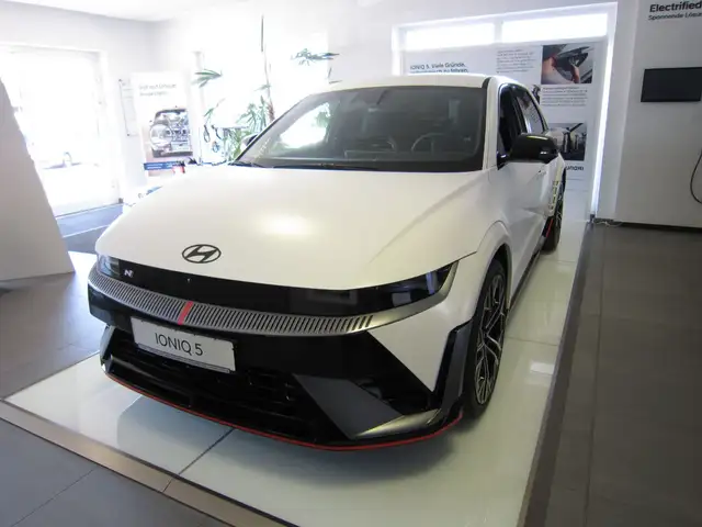 Hyundai IONIQ 5 N  (609 PS) 4WD