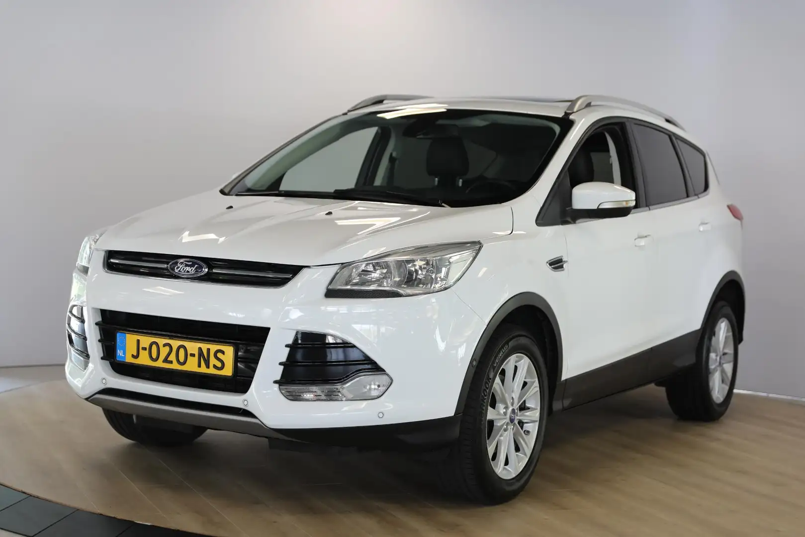 Ford Kuga 1.5 Titanium Plus | Trekhaak | Schuif- opendak | N Wit - 1