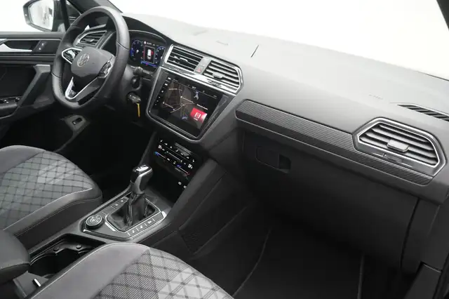 Volkswagen Tiguan view 8