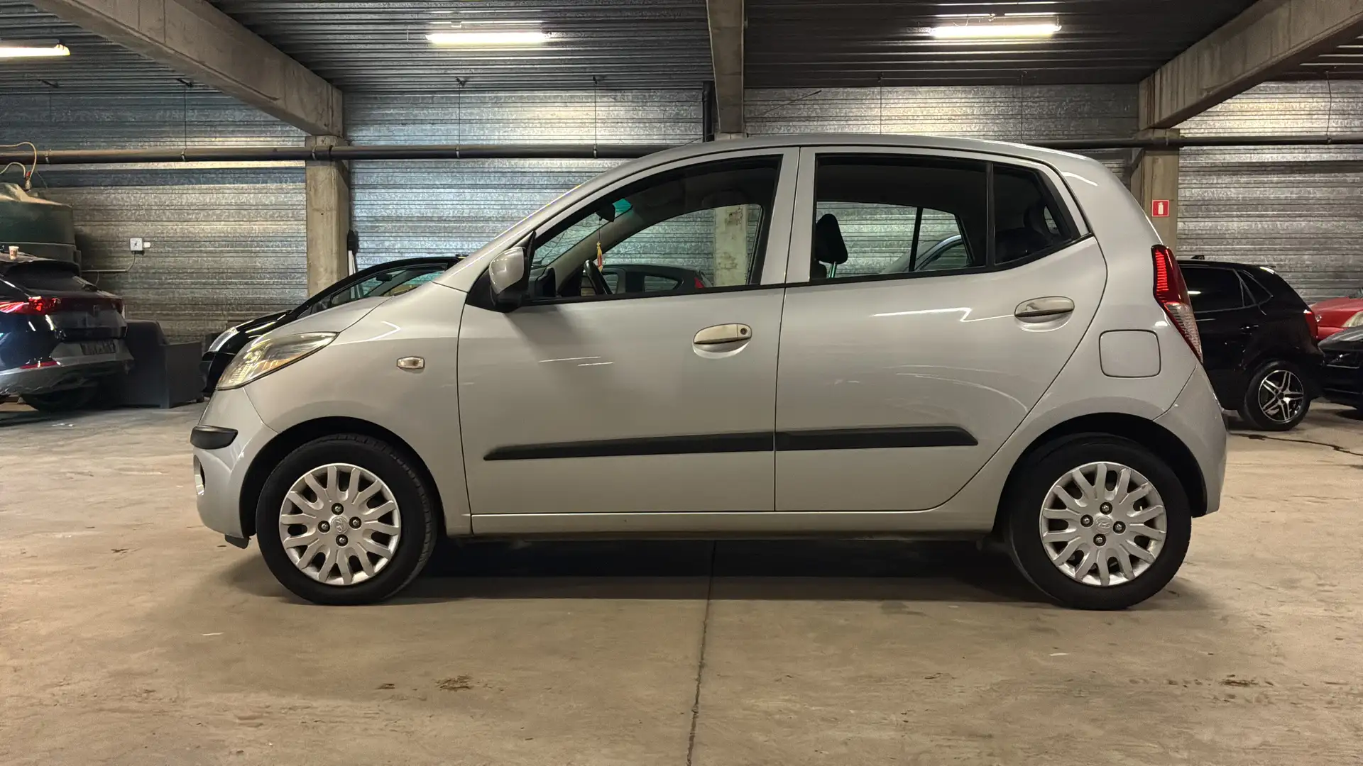 Hyundai i10 ✅ i10 1.1 CRDi Style * GARANTIE * Zilver - 2