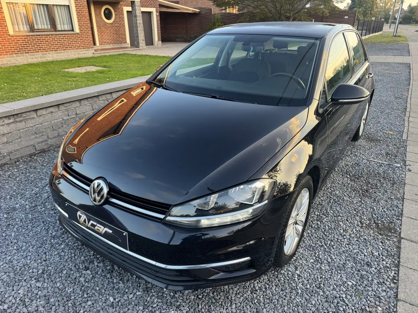 Volkswagen Golf Golf 2.0 TDi Highline DSG (EU6.2) GARANTI 12 MOIS Noir - 1