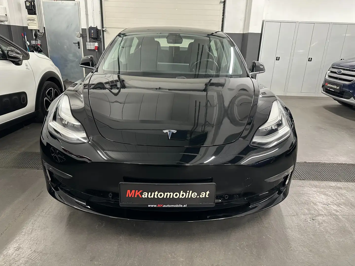 Tesla Model 3 Model 3 Long Range * NETTO 15.825 * Schwarz - 2
