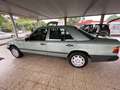 Mercedes-Benz E 230 E-Klasse Grün - thumbnail 1