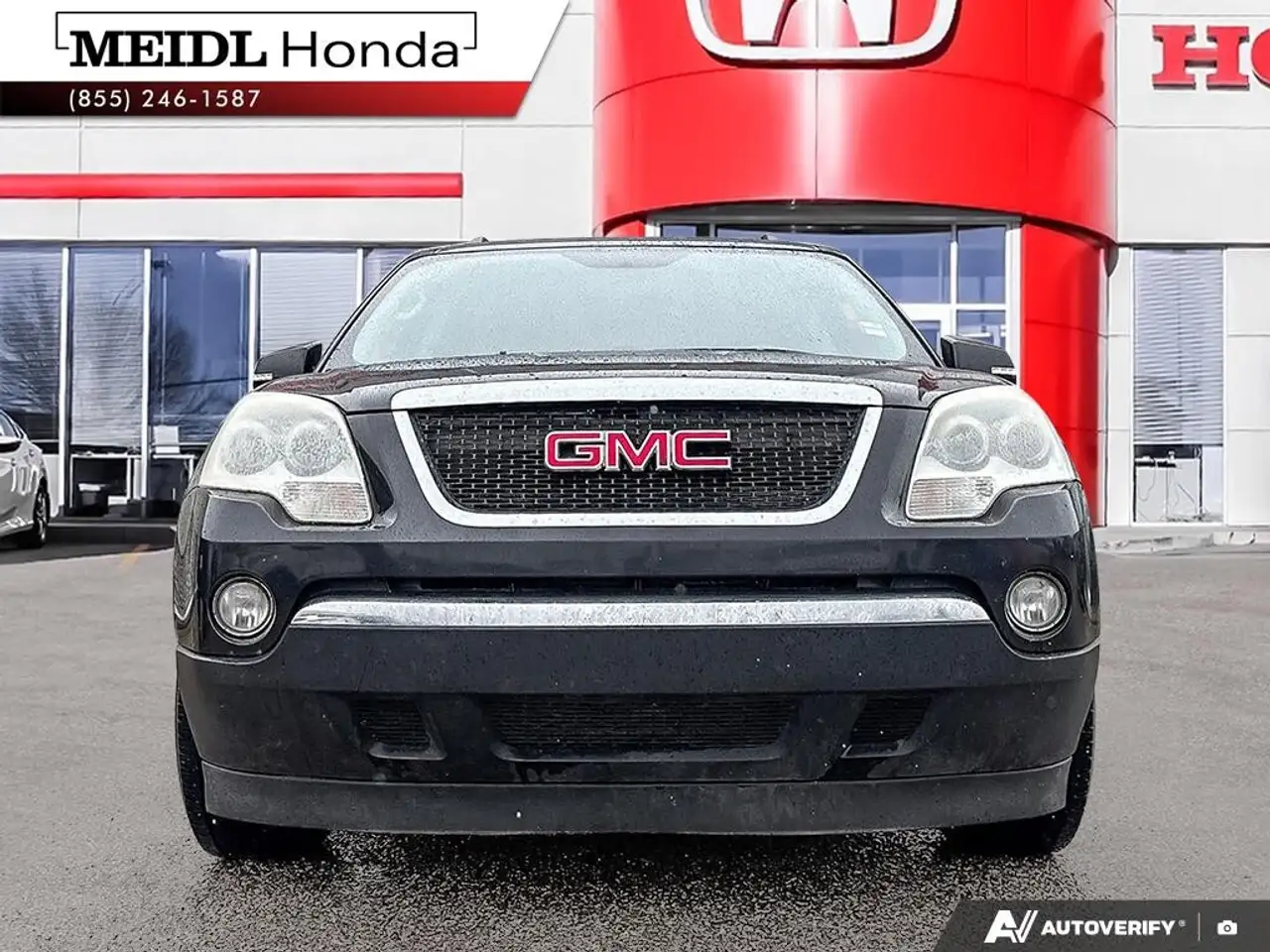 GMC Acadia снимка GMC Acadia
