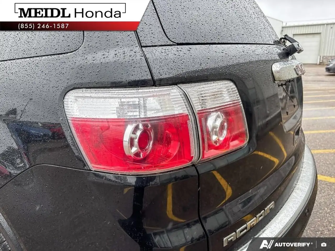 GMC Acadia снимка GMC Acadia