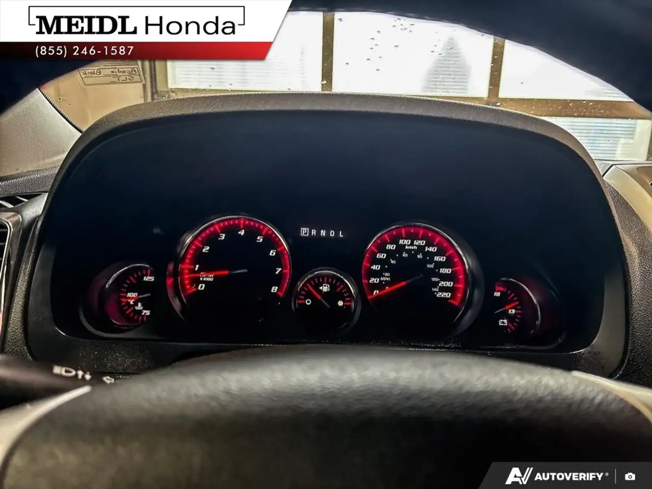 GMC Acadia снимка GMC Acadia