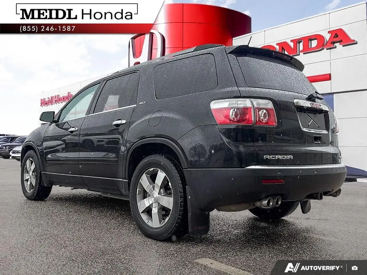 GMC Acadia снимка GMC Acadia