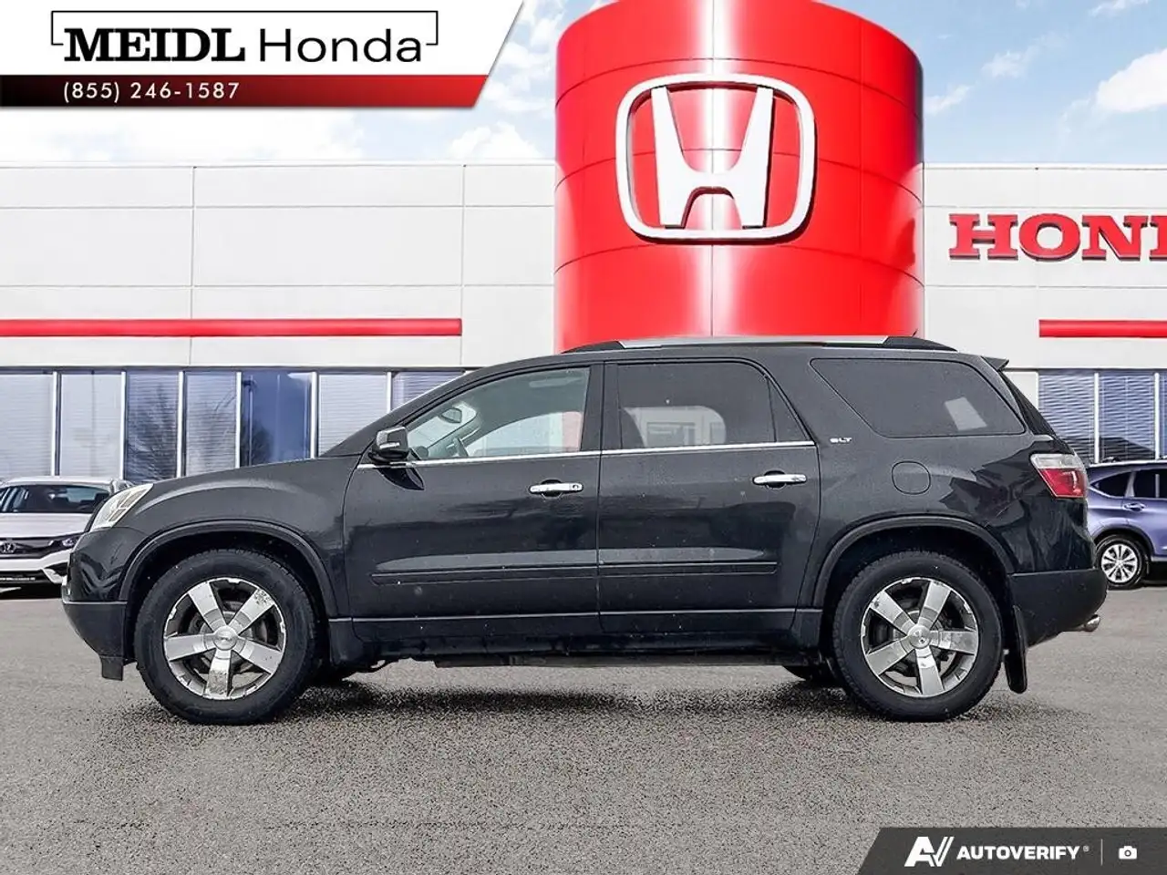GMC Acadia снимка GMC Acadia