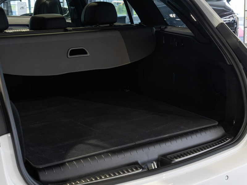 Mercedes-Benz C 300 T e ,  AMG BURM NIGHT PREMIUM MEMO 360 PDC — photo 8