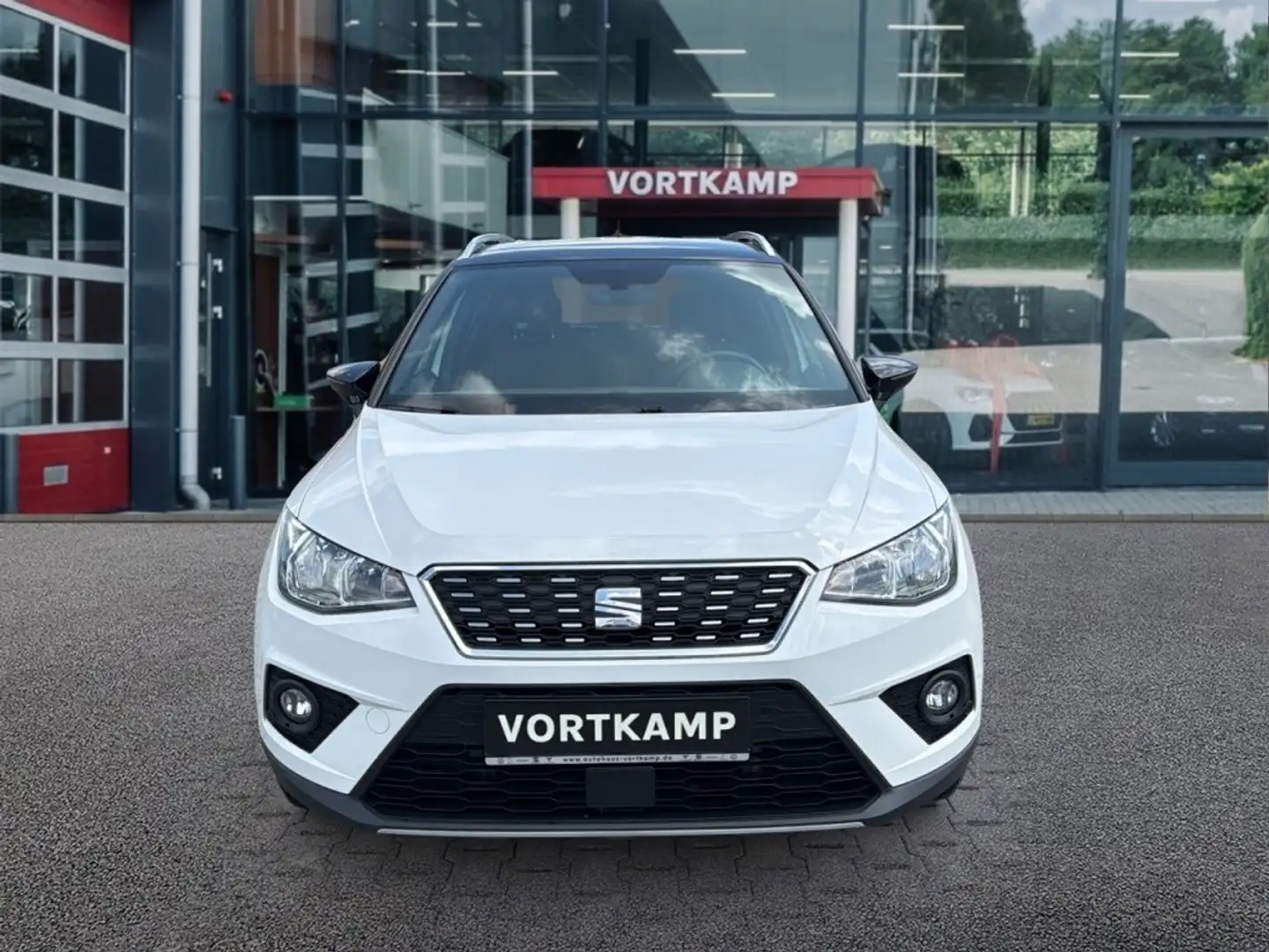 SEAT Arona 1.0 TSI XCELLENCE CAMERA/BEATS-AUDIO/CRUISE/STOELV Wit - 2