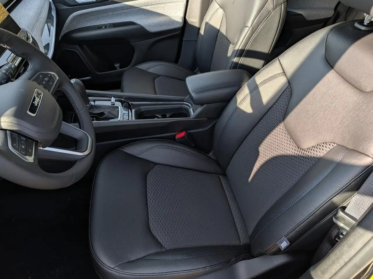 Jeep Compass снимка Jeep Compass