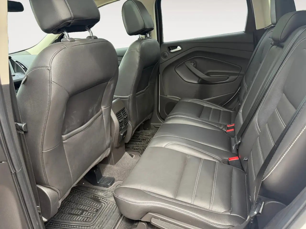 Ford Escape снимка Ford Escape
