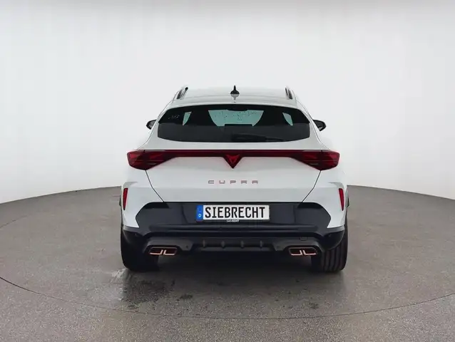 Cupra Formentor view 4